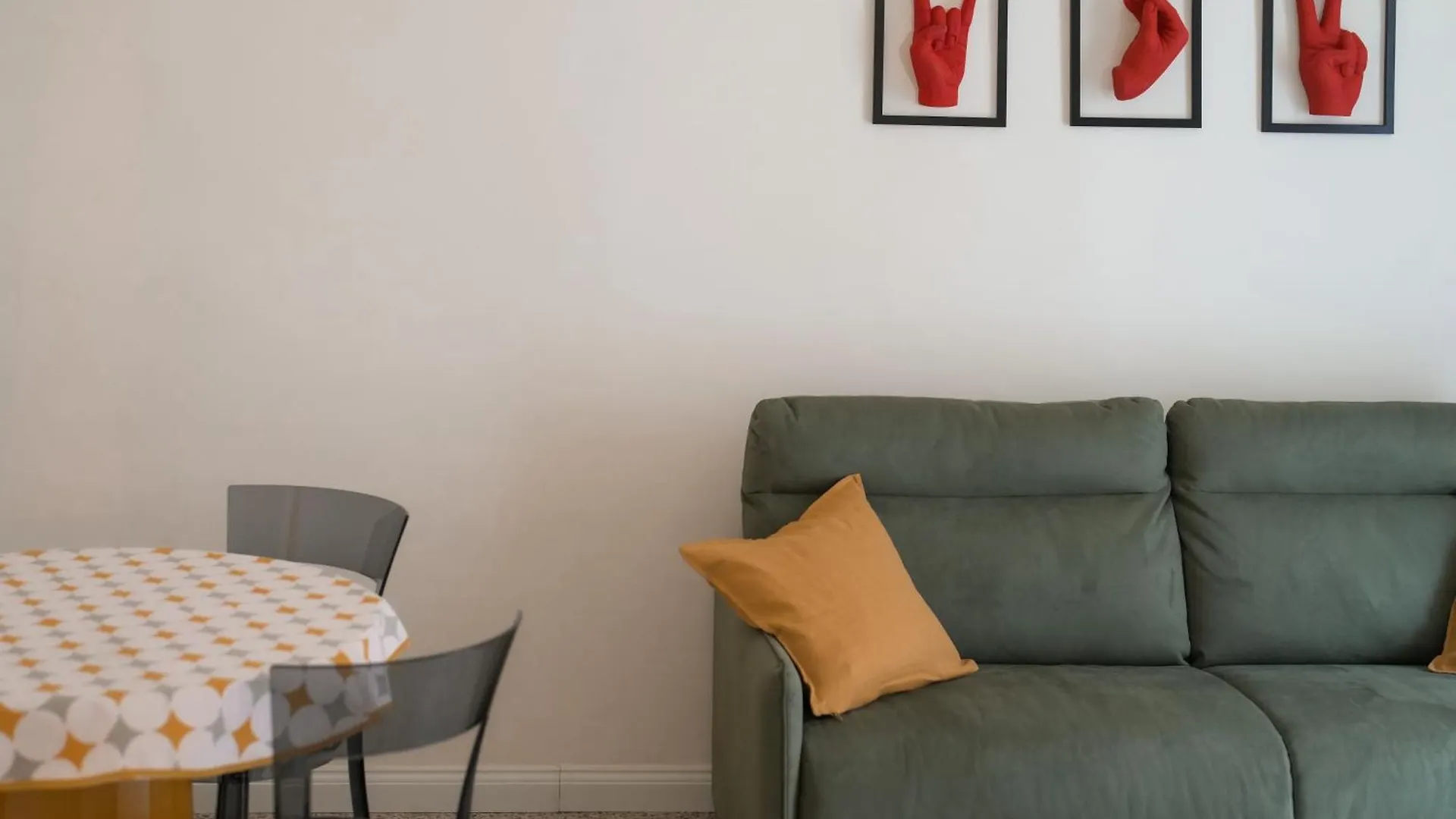 Guest house Le Casine Di San Gregorio Hotel Naples Italy